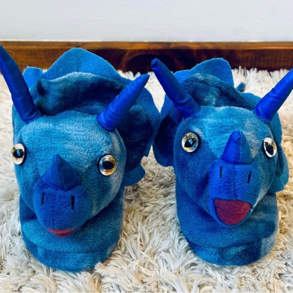 Build a bear Dino house shoes sz 4/5